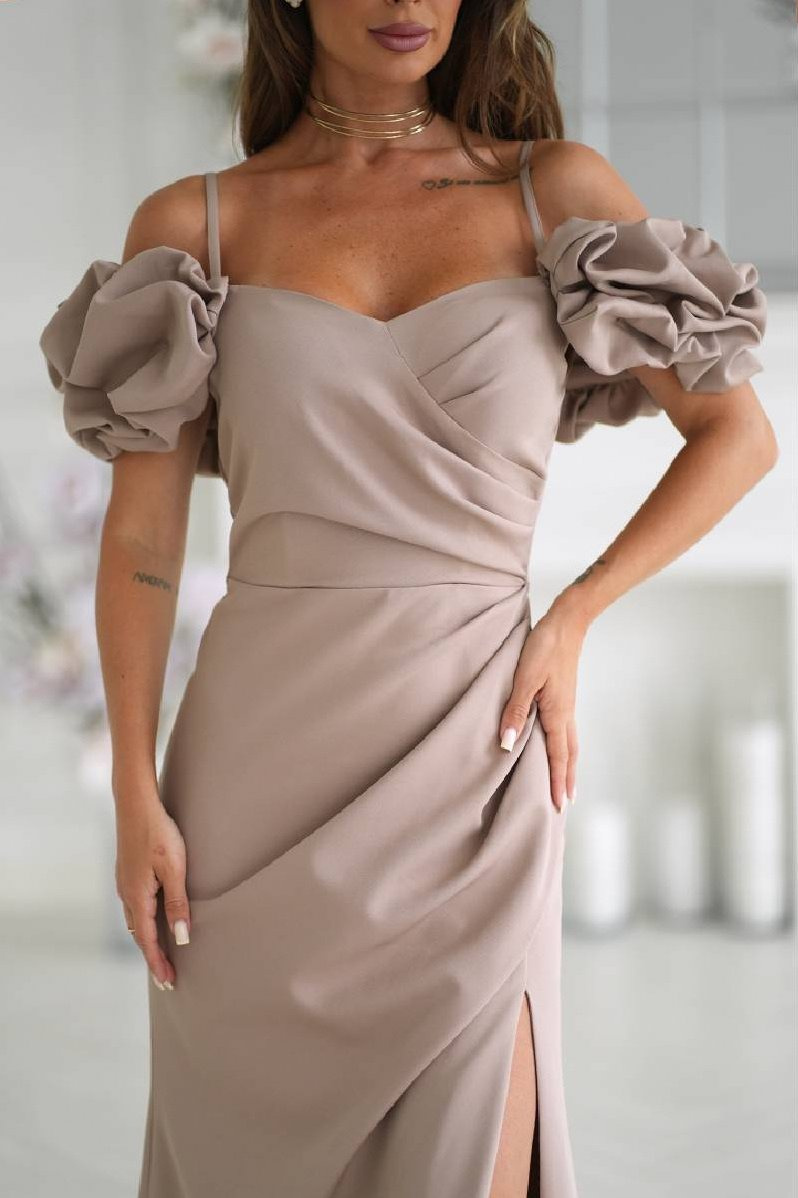 Camelowa Sukienka Maxi na Wesele z Kwiatowymi Bufkami Długa Elegancka