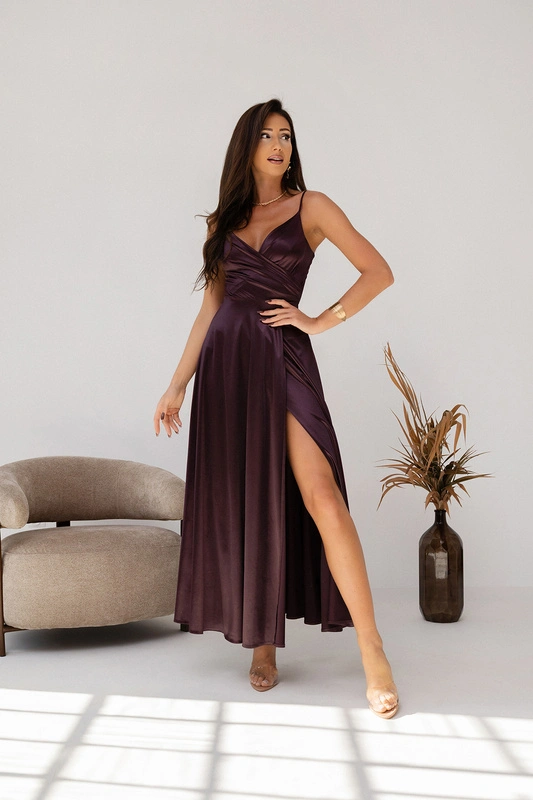 Sukienka  wieczorowa Stella Maxi satin -czekoladowy